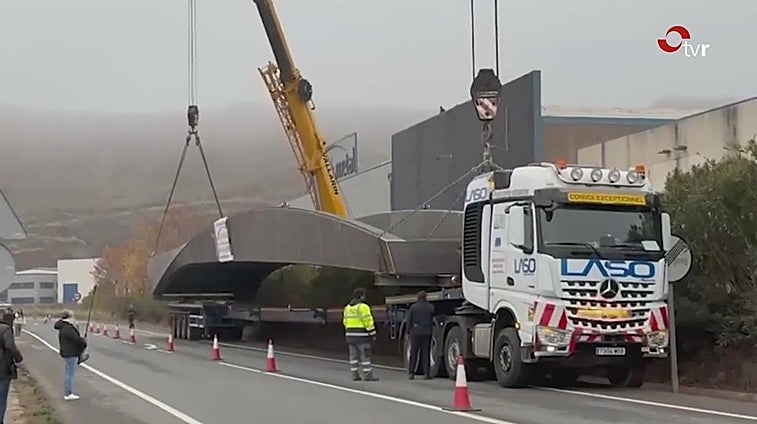 Una pasarela de 60 toneladas, de Albelda de Iregua a Irún